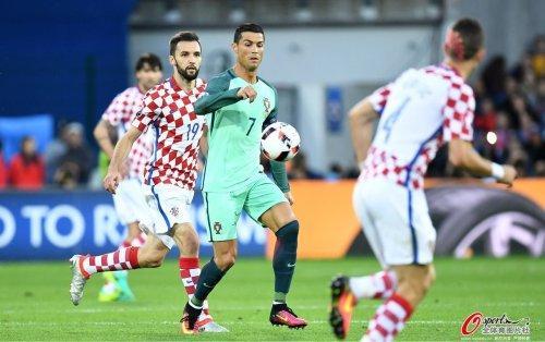2016欧洲杯:葡萄牙加时1-0克罗地亚 夸雷斯马