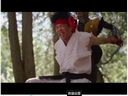 以前的穿越都弱爆了 现实版街霸VS.真人快打！