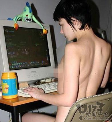 游戏宅女最新图片