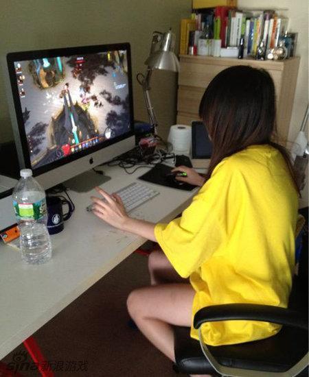 單身屌絲注意 真正游戲宅女的15個(gè)特征！