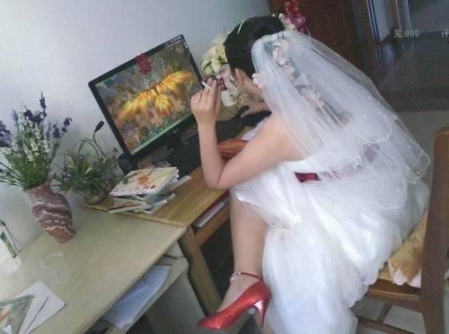 单身屌丝注意 真正游戏宅女的15个特征！