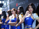 DOTA2展臺(tái)聚焦簽名墻 明星大神CJ紅毯大走秀