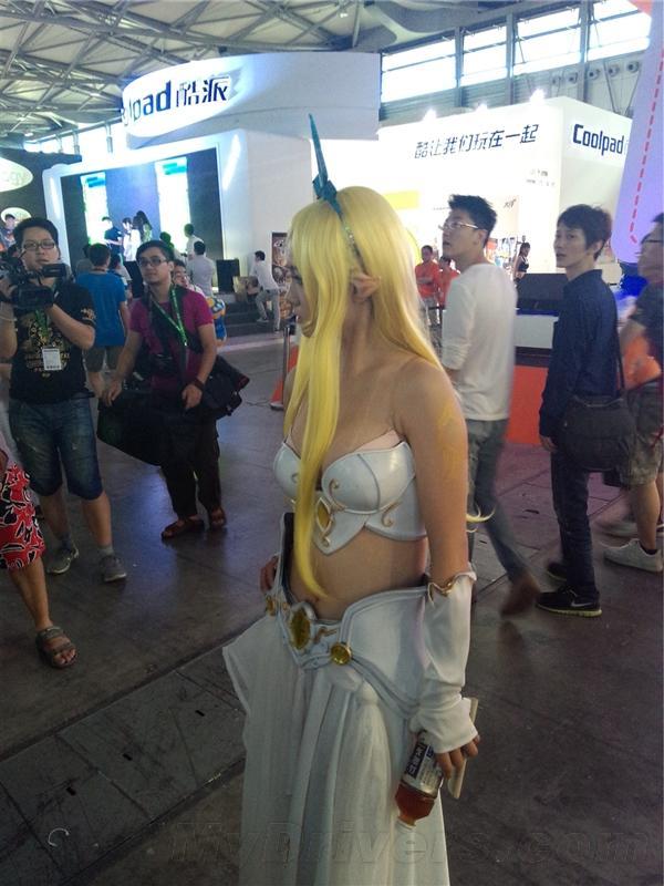 走马观花逛CJ：看ChinaJoy 2014的妹子们