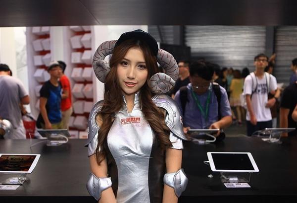 走马观花逛CJ：看ChinaJoy 2014的妹子们