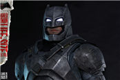 《蝙蝠侠大战超人》真人雕像 一切为了100%还原