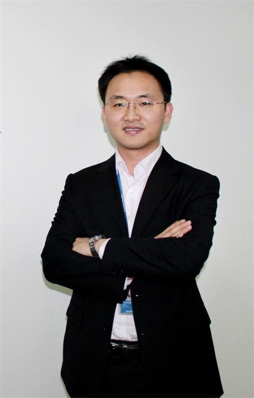 图2张易加 照片