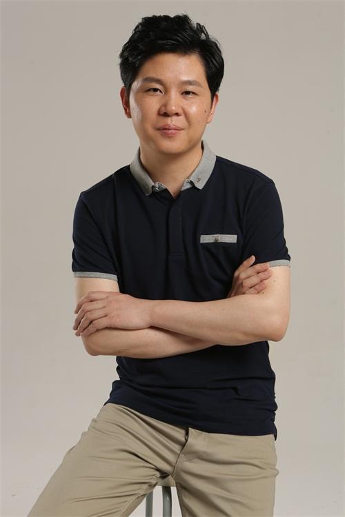 图4杨峰 照片