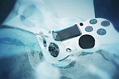 还是白色好看！索尼公布冰川白配色PS4 Slim主机