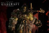 《魔獸世界》格羅姆·地獄咆哮雕像：手提血吼、兇神駭人