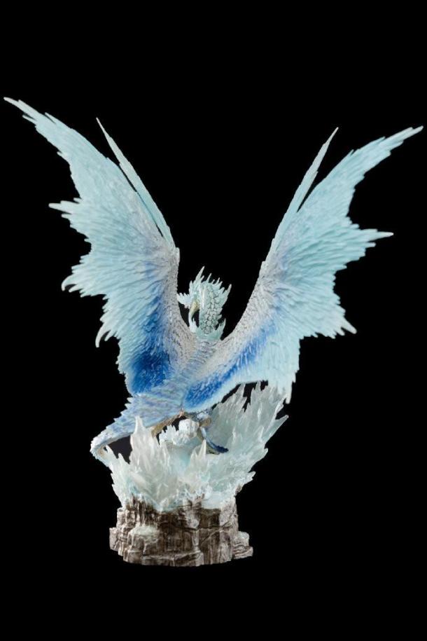 《怪物獵人世界：冰原》典藏版冰咒龍模型 王者風(fēng)范盡顯